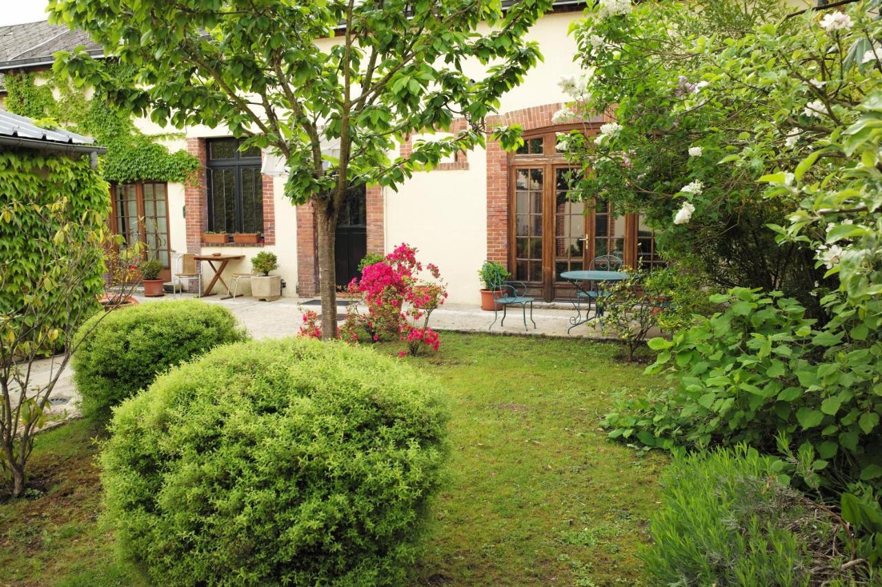 Bed and Breakfast les crépinières Chartres Exterior foto