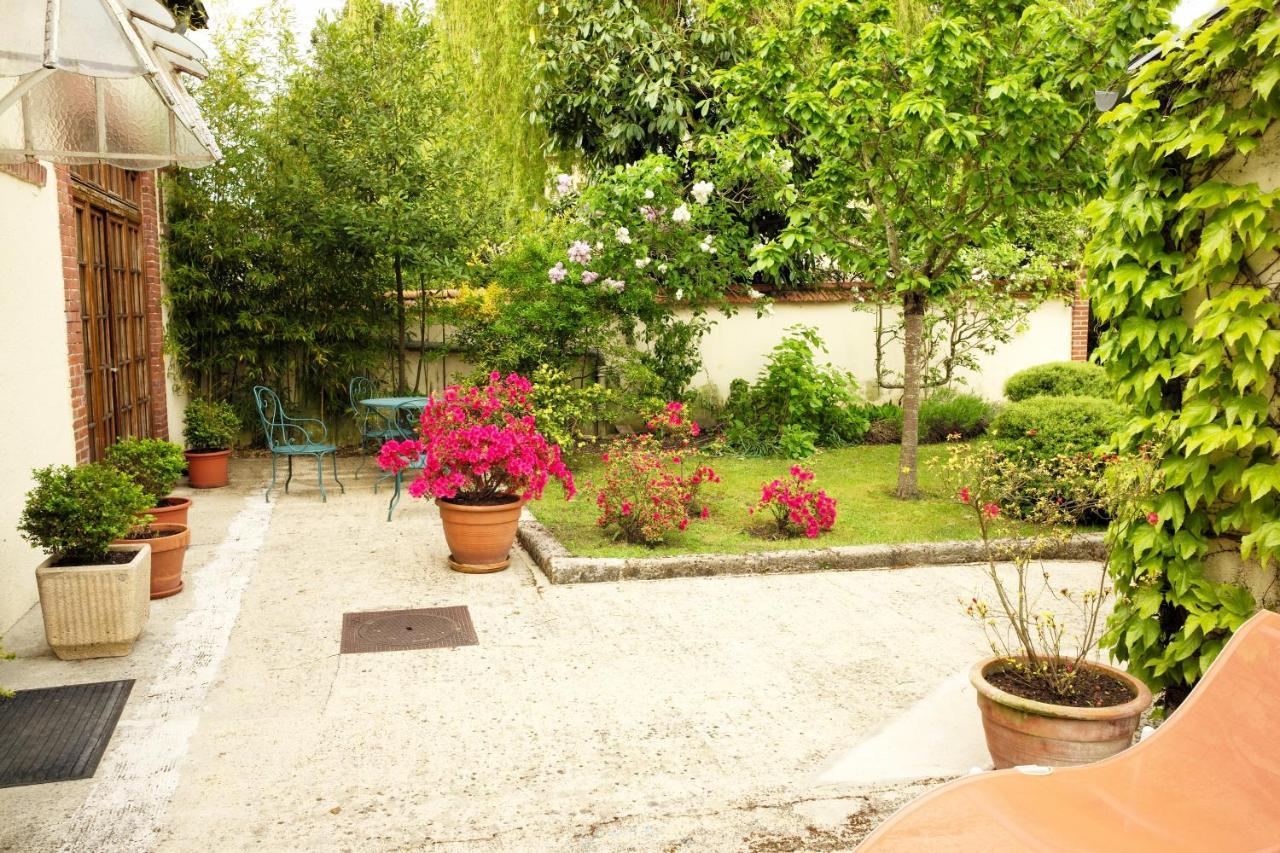 Bed and Breakfast les crépinières Chartres Exterior foto